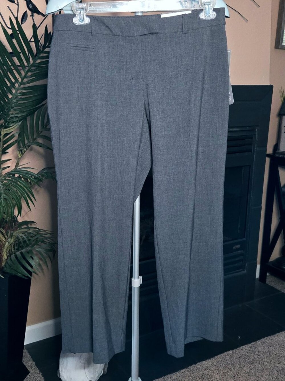 NWT JM Collections sz 14PS charcoal gray curvier fit magic dress pant